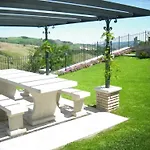 Cozy 2-bed Apartment, Petrella Petrella Guidi