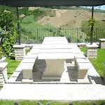 Cozy 2-bed Apartment, Petrella * Petrella Guidi
