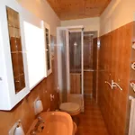 Cozy 2-bed Apartment, Petrella Appartamento *