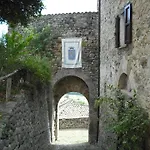 Cozy 2-bed Apartment, Petrella * Petrella Guidi