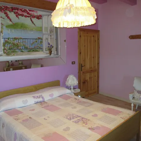 Cozy 2-bed Apartment, Petrella Apartmán