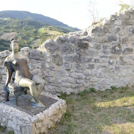 Apartmán Cozy 2-bed Apartment, Petrella