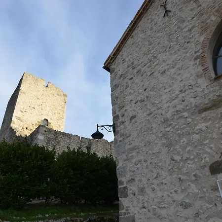 Cozy 2-bed Apartment, Petrella Petrella Guidi