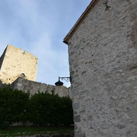 Belvilla By Oyo Graceful With Garden * Petrella Guidi