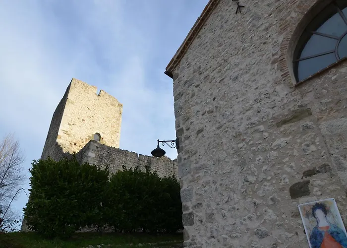 Cozy 2-bed Apartment, Petrella Petrella Guidi